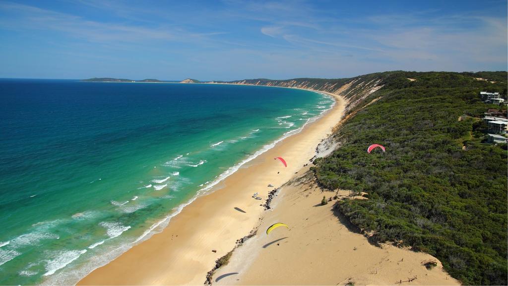 Pippies Beachhouse Backpackers Rainbow Beach Exterior foto